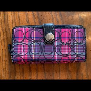 Coach Wallet *New*